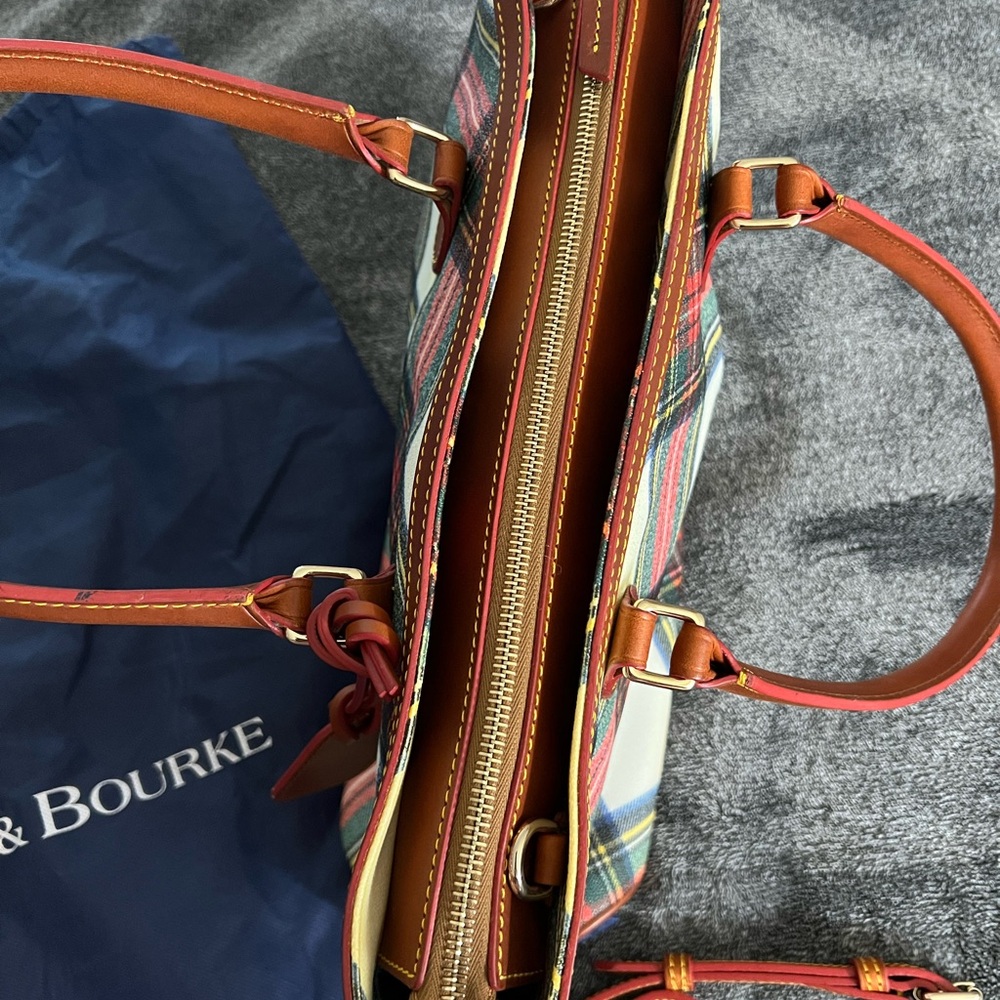 Dooney & Bourke Taran Bag - Picture 7 of 7